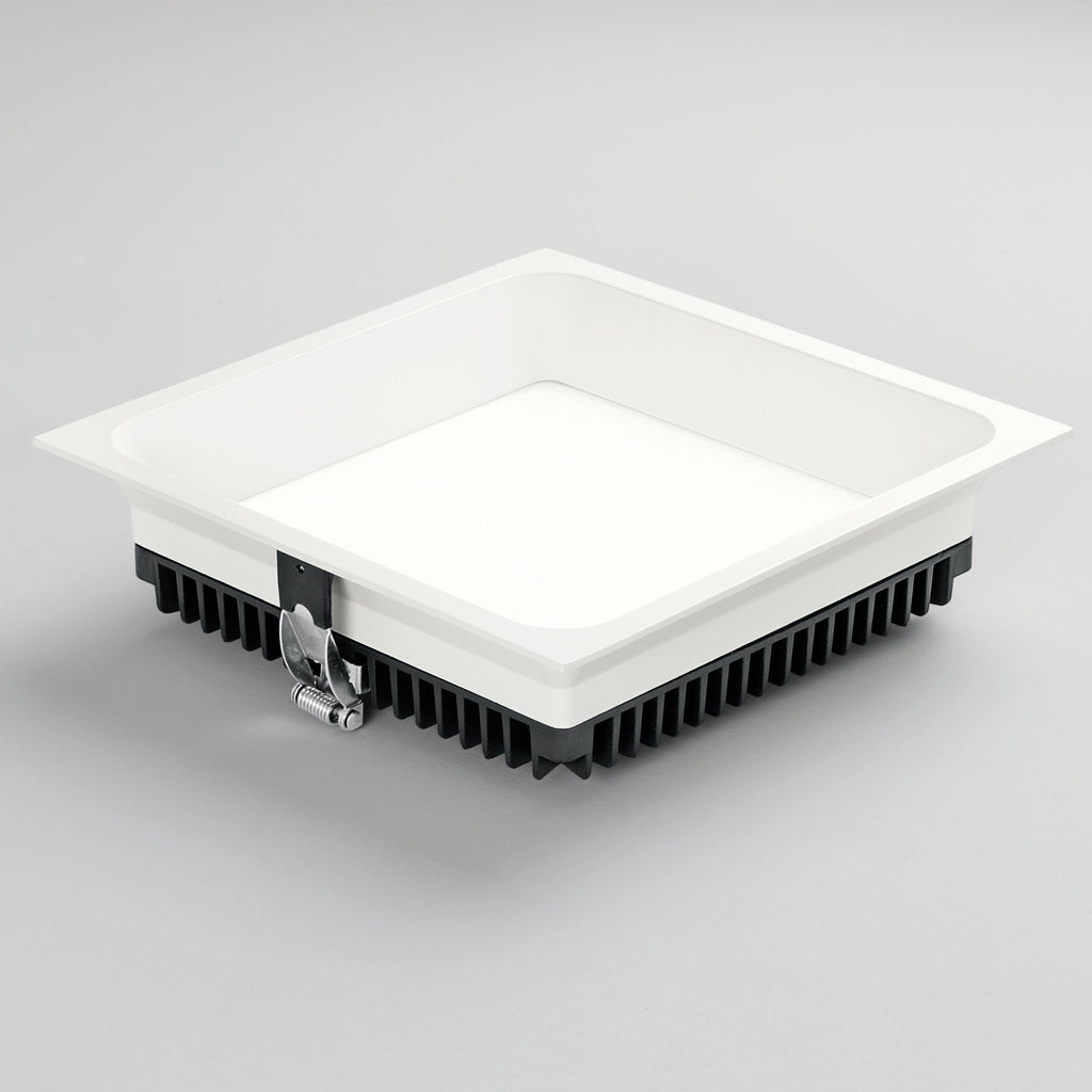 Incasso LED XANTO quadrato bianco satinato con luce antiflesso - FT-FeelThe