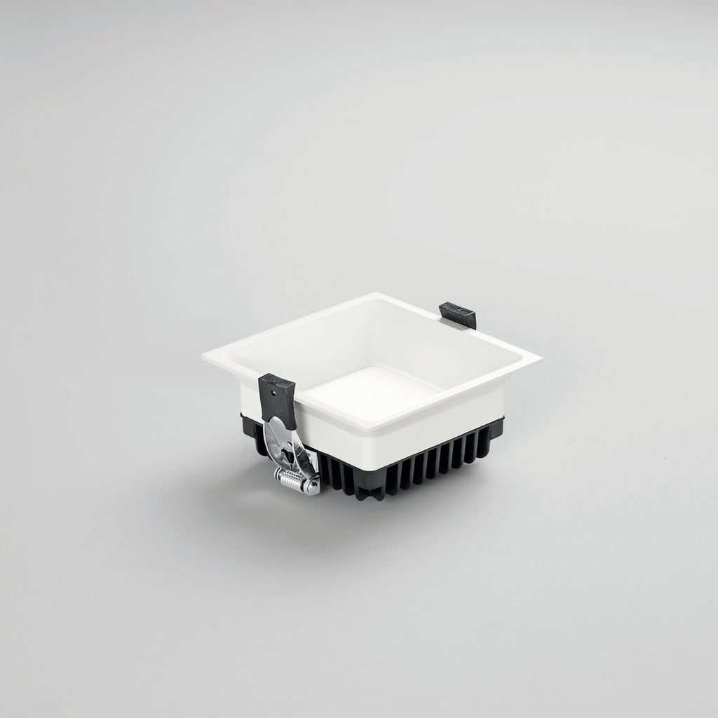 Incasso LED XANTO quadrato bianco satinato con luce antiflesso - FT-FeelThe