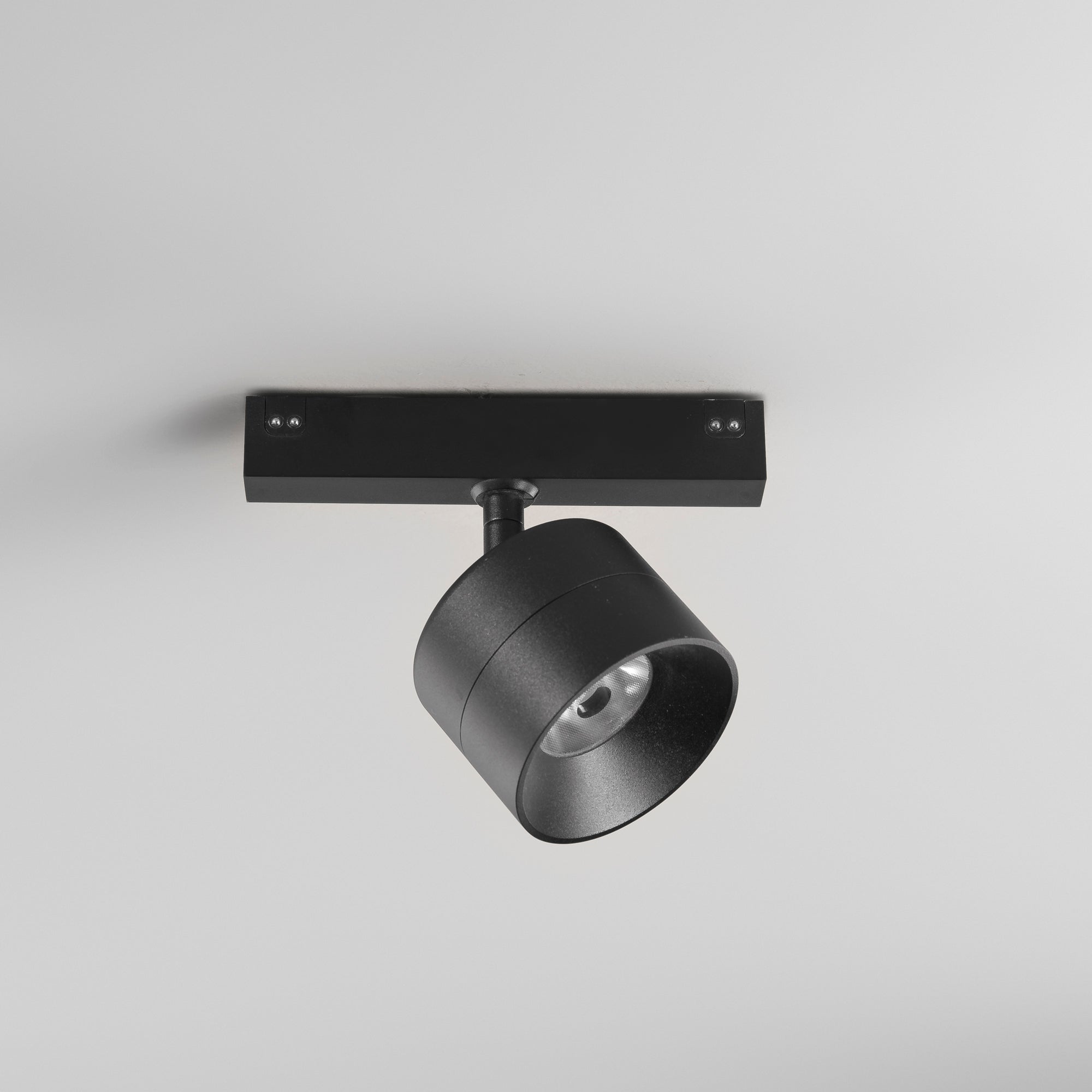 Faro binario LED con luce spot DAVINCI SHOT nero 48V in alluminio - FT-FeelThe