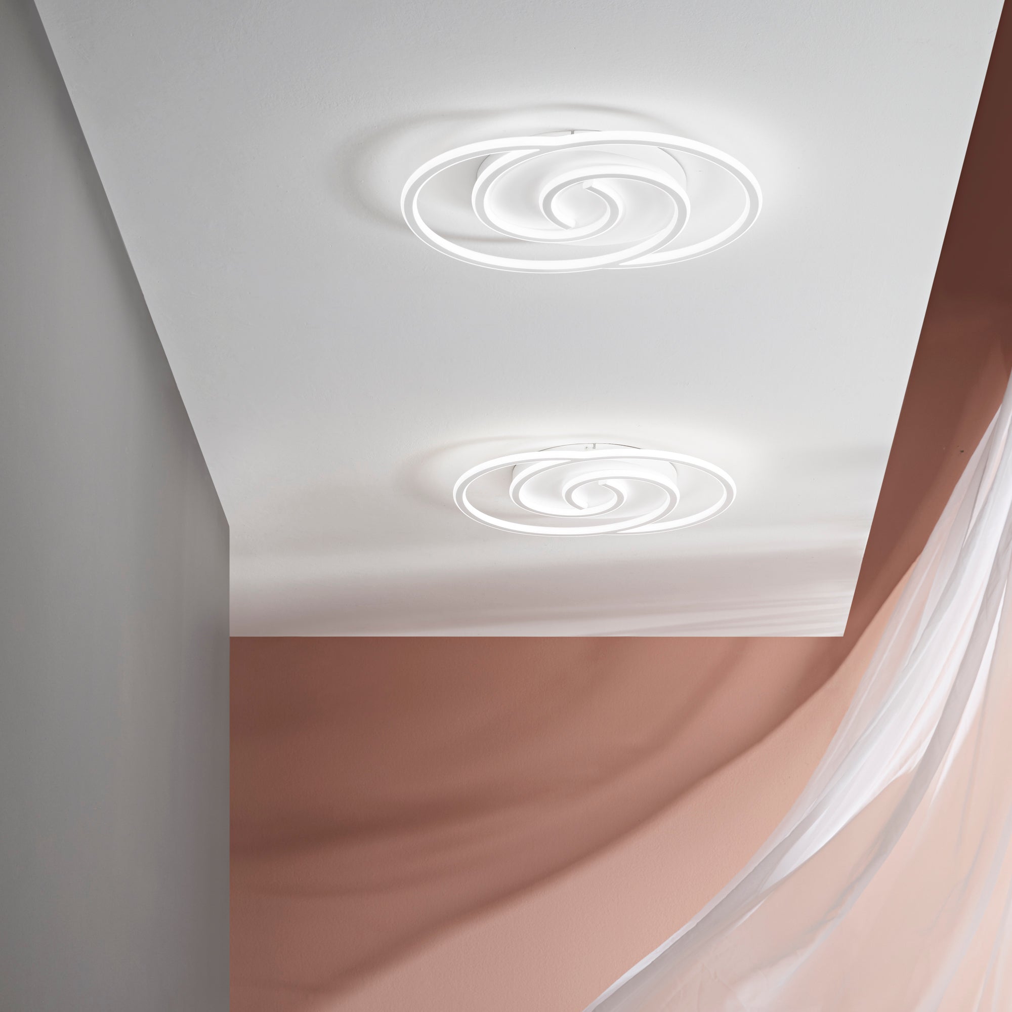 CAYMAN LED ceiling light with CCT function