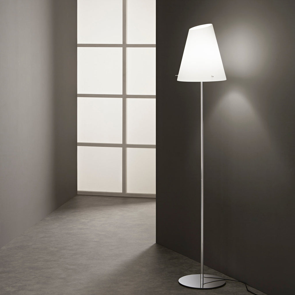Piantana ERMES, disponibile con cavo in tessuto rosso o in PVC nero - FT-FeelThe