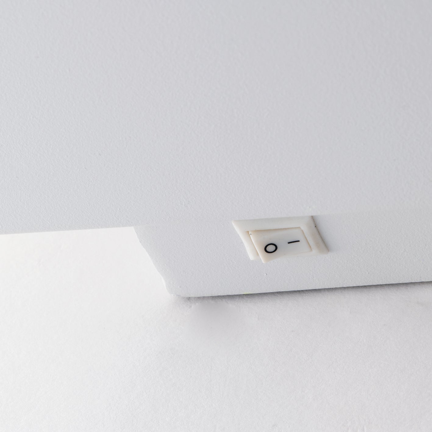 Applique FLASH in metallo con presa USB - FT-FeelThe
