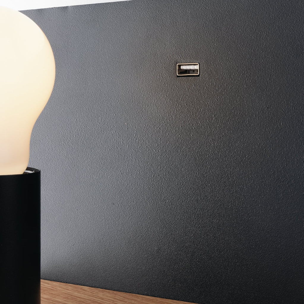 Applique FLASH in metallo con presa USB - FT-FeelThe