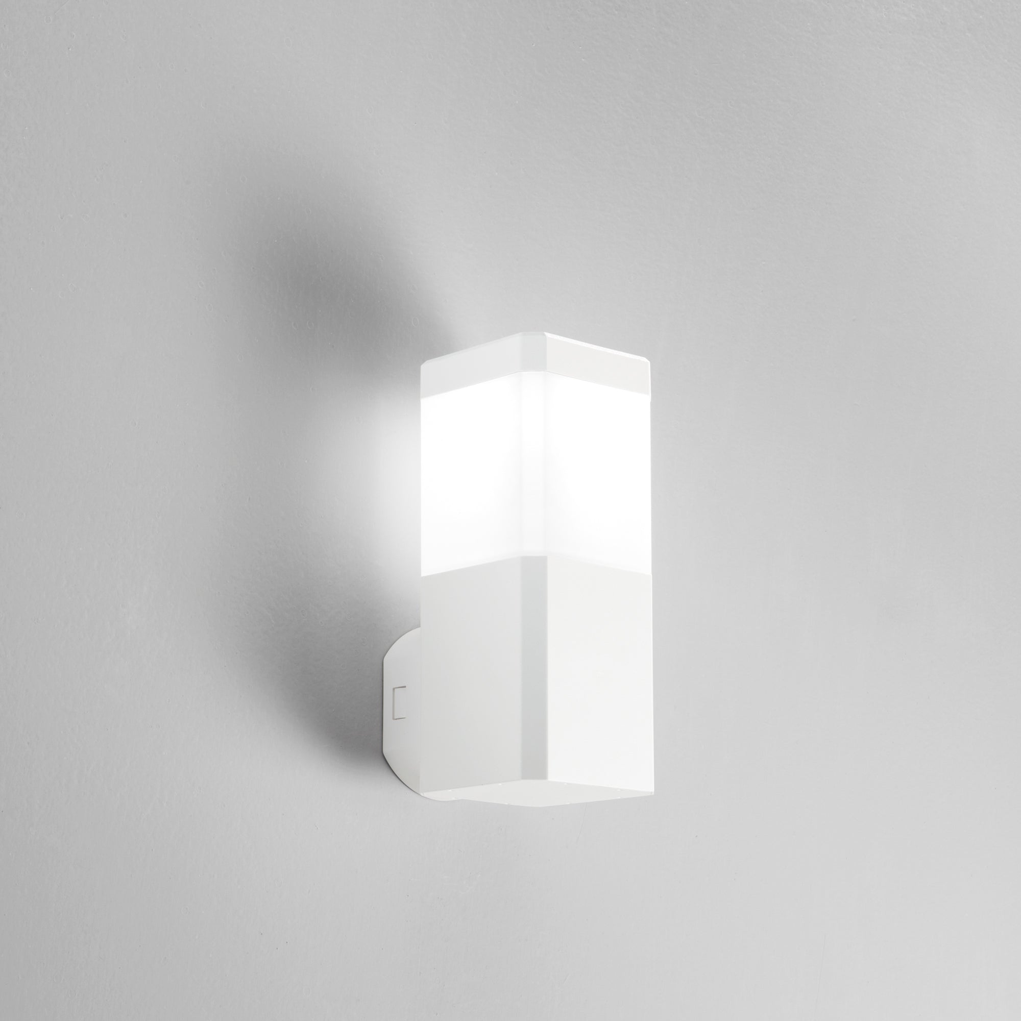 Applique FOCUS a led in Policarbonato GU10 - FT-FeelThe