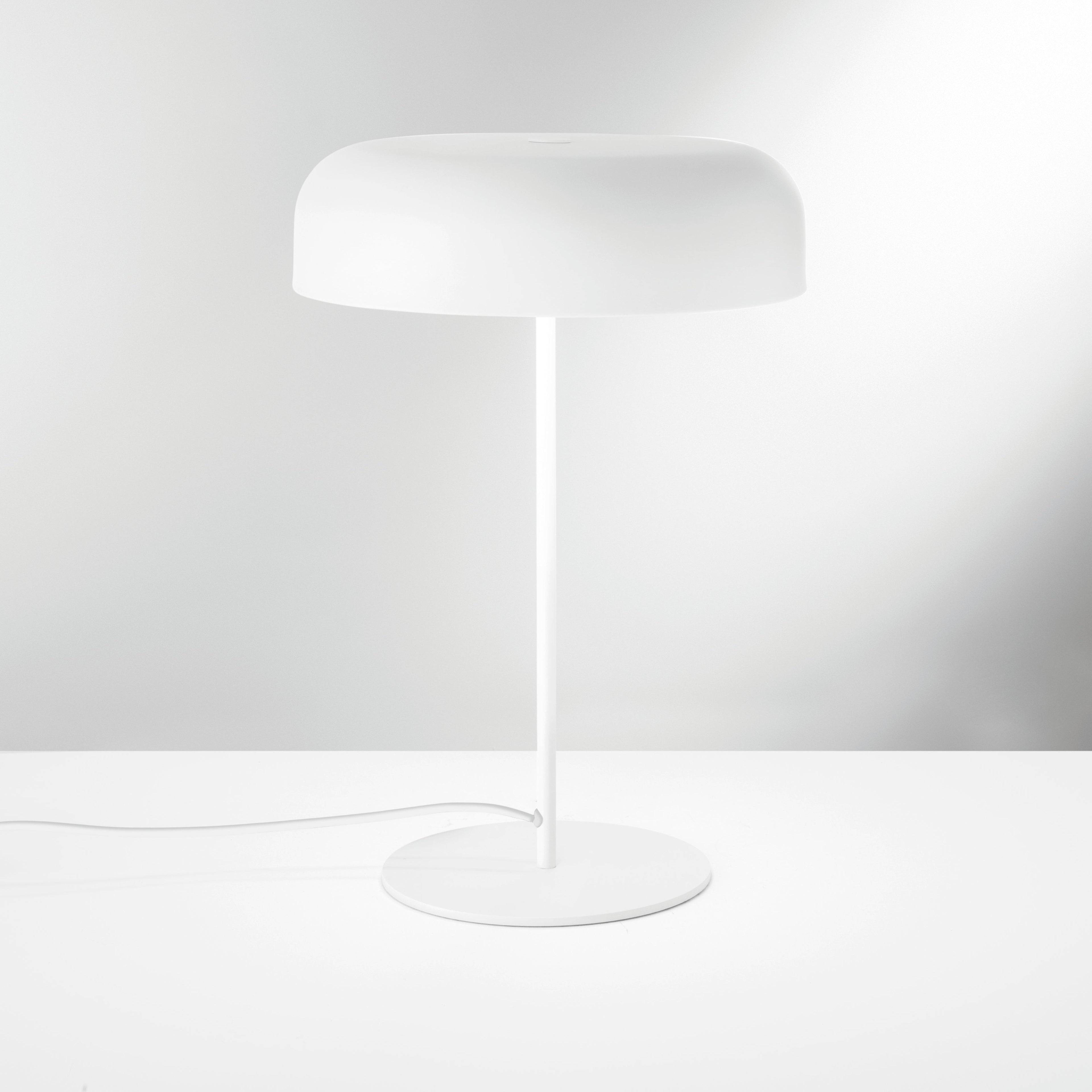 Lampada da tavolo ICEMAN oro in metallo - FT-FeelThe