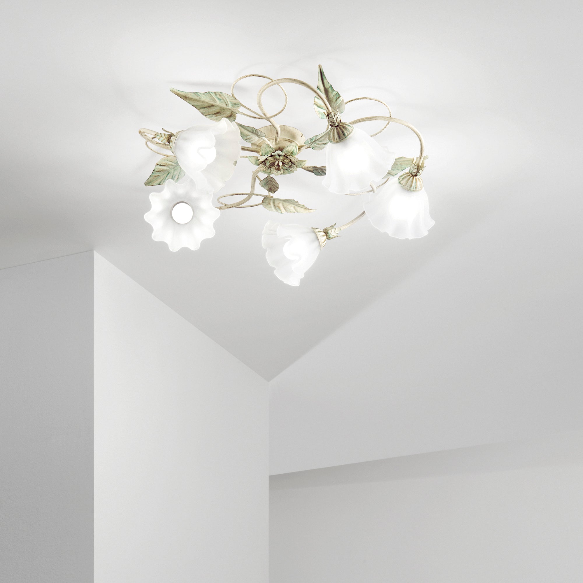 Plafoniera ISOTTA in metallo con diffusori in vetro - FT-FeelThe