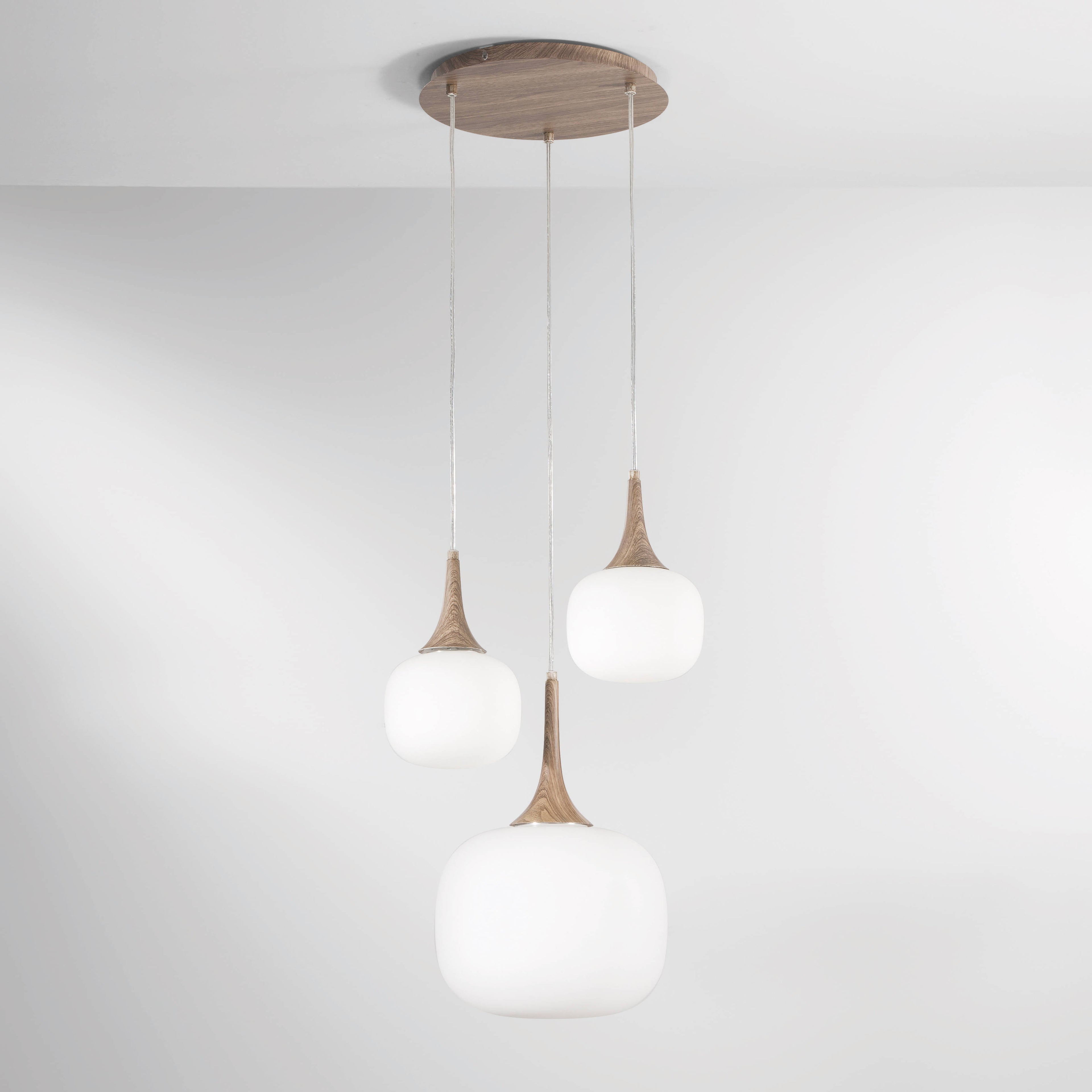 Sospensione JAIPUR in metallo con tre diffusori in vetro - FT-FeelThe