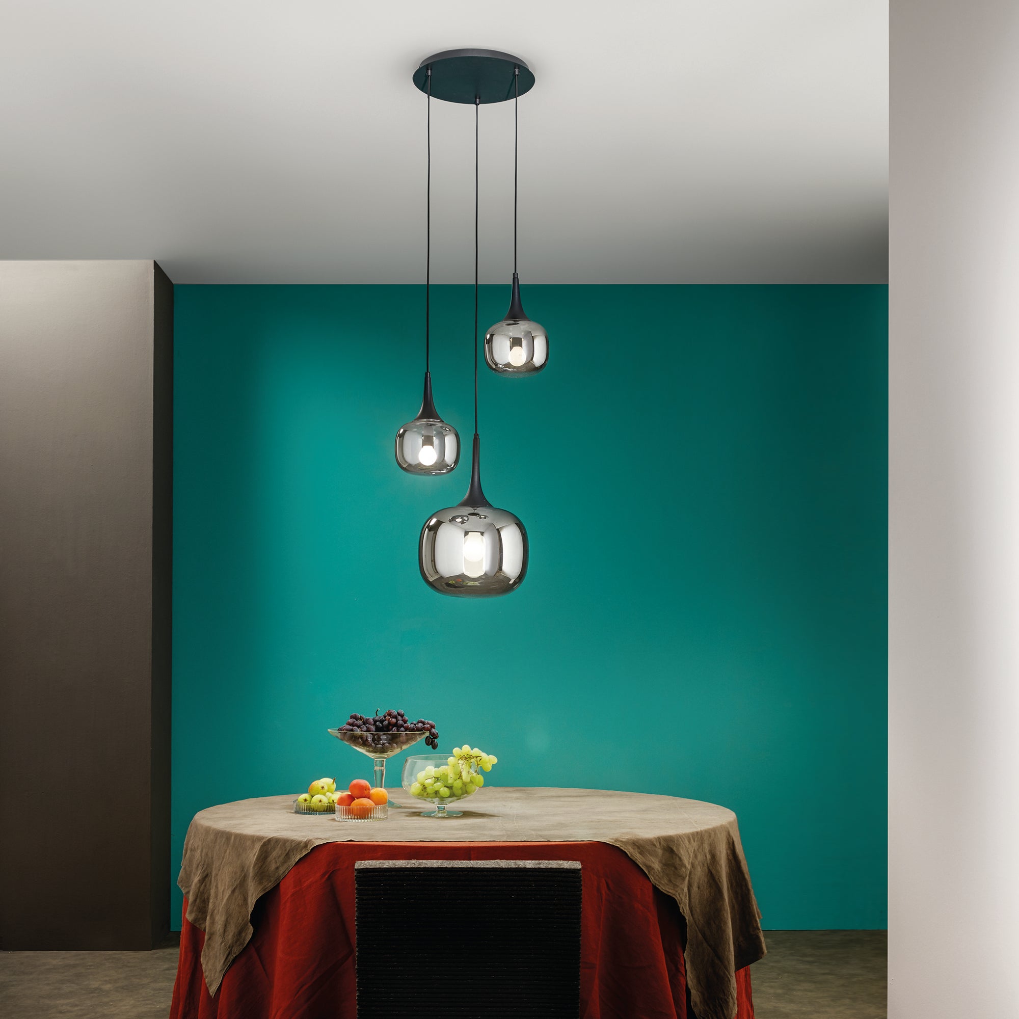 Sospensione JAIPUR in metallo con tre diffusori in vetro - FT-FeelThe