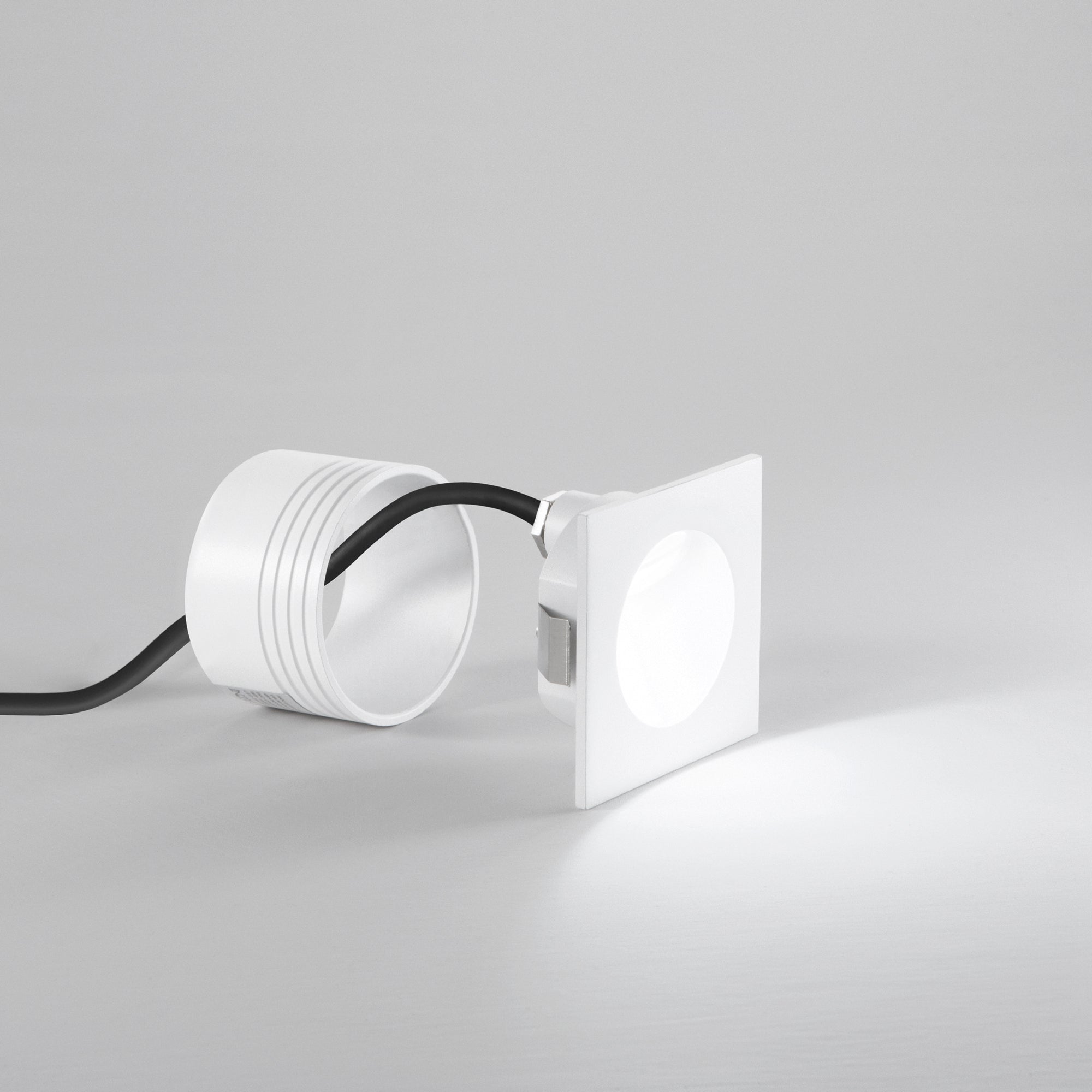 Segnapassi ONYX in alluminio pressofuso | FT Feel The