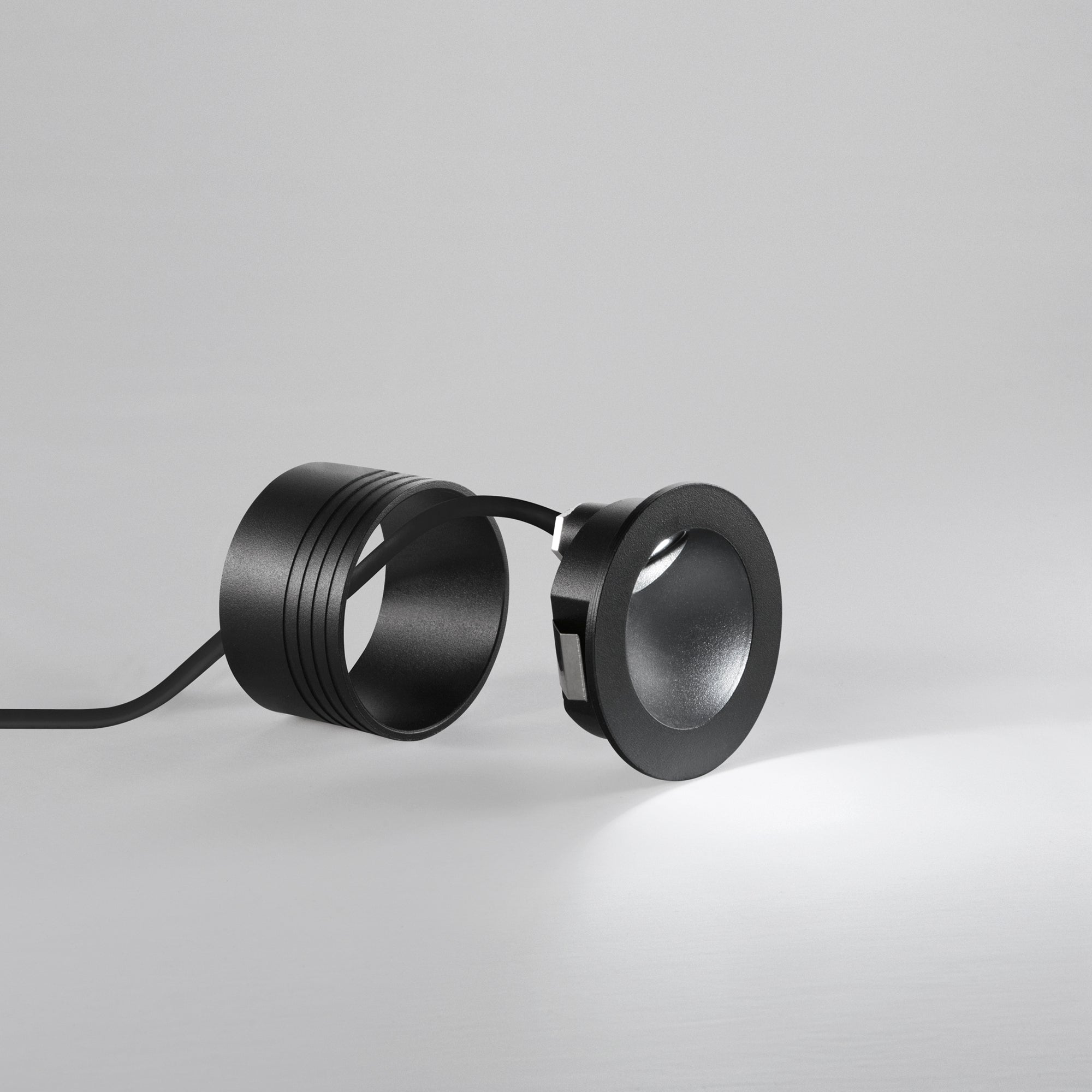 Segnapassi ONYX in alluminio pressofuso | FT Feel The