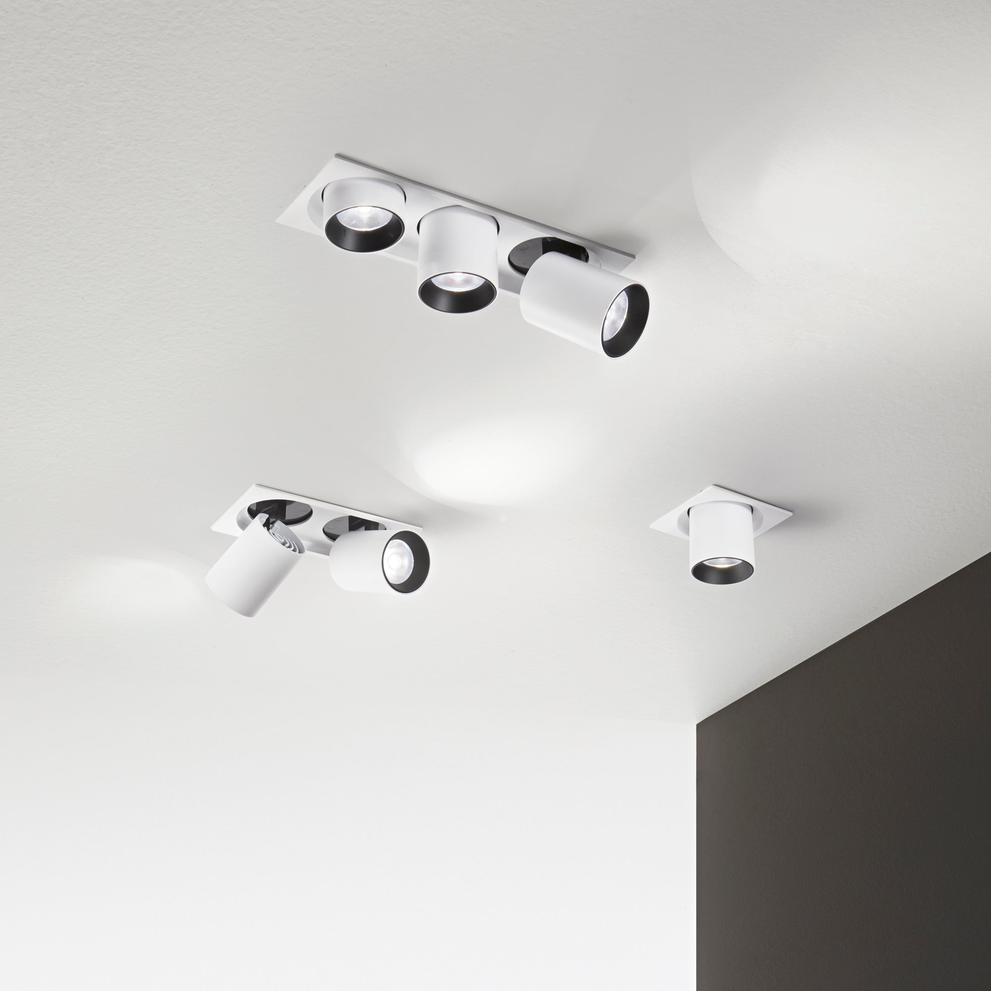 Incasso LED OUTSIDER con luce spot e testa estraibile ed orientabile 15W - FT-FeelThe