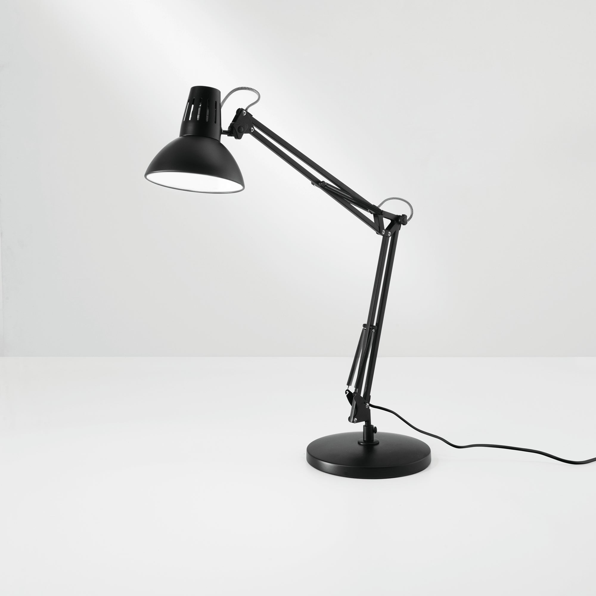 Lampada da tavolo verde ARTIFEX in metallo con altezza regolabile - FT-FeelThe