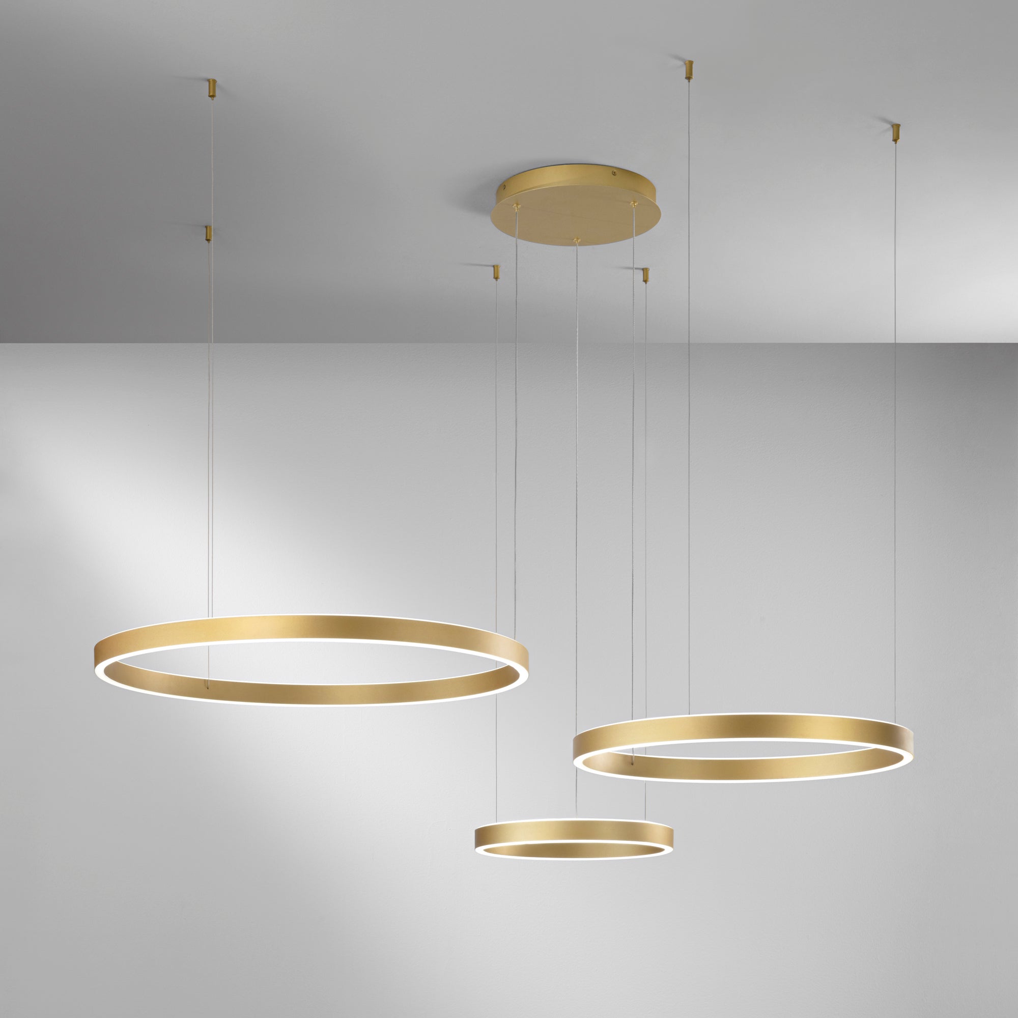 Lampadario a sospensione AKROBAT - FT-FeelThe