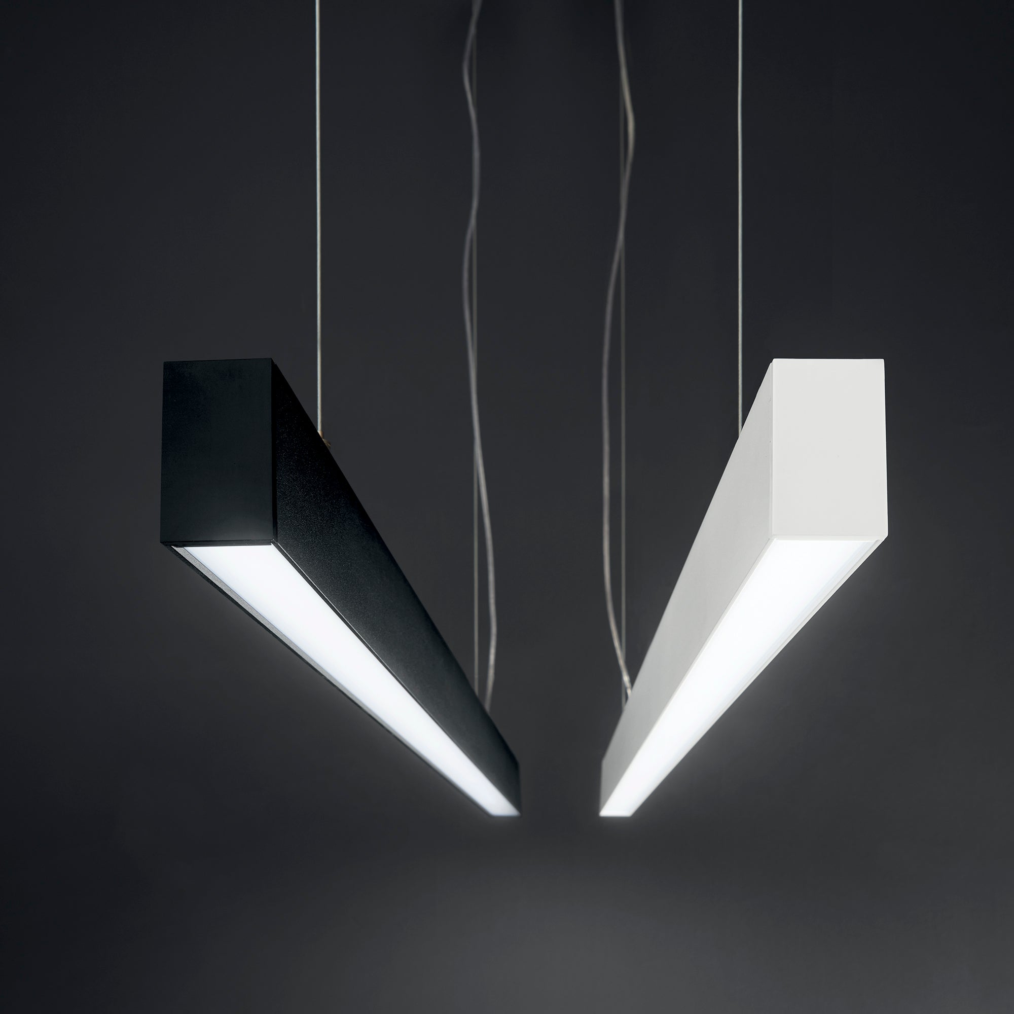 Barra LED BUILD con doppio sistema di montaggio - FT-FeelThe