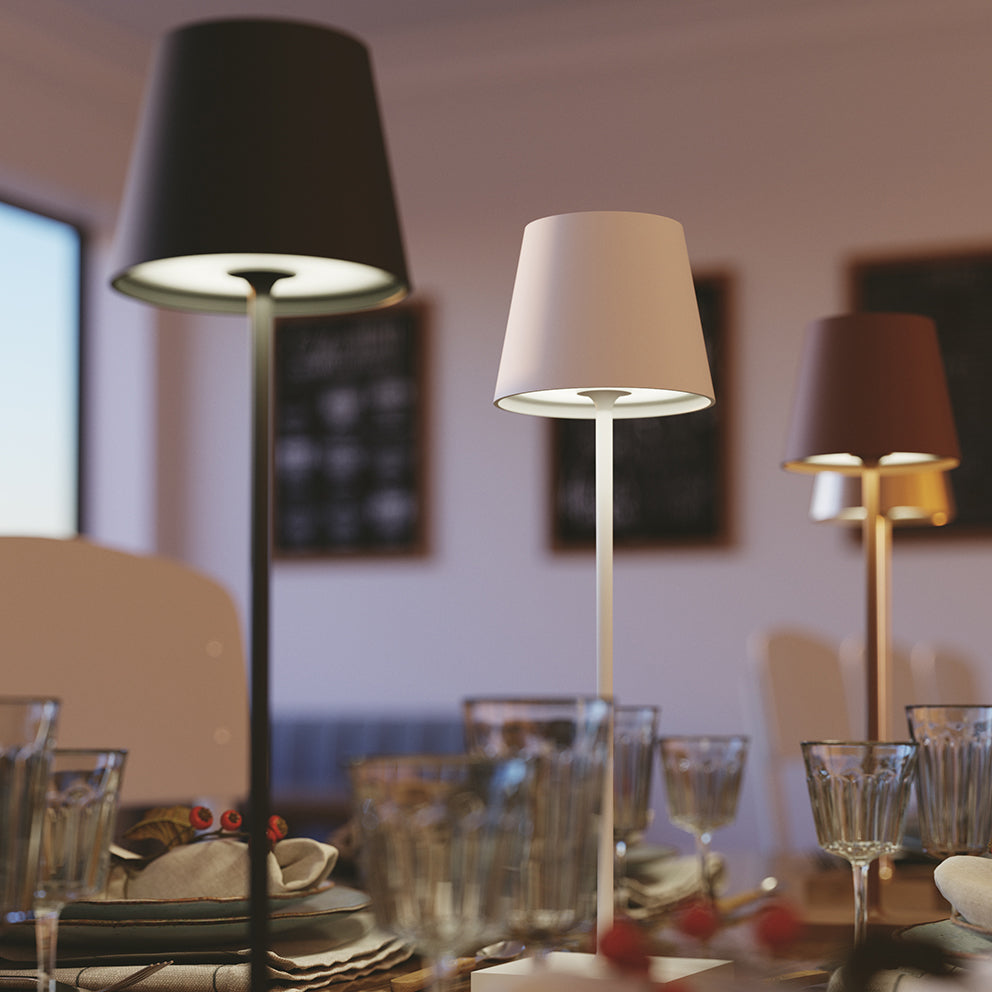 Lampada da tavolo LED DRINK ricaricabile in metallo con touch dimmer - FT-FeelThe