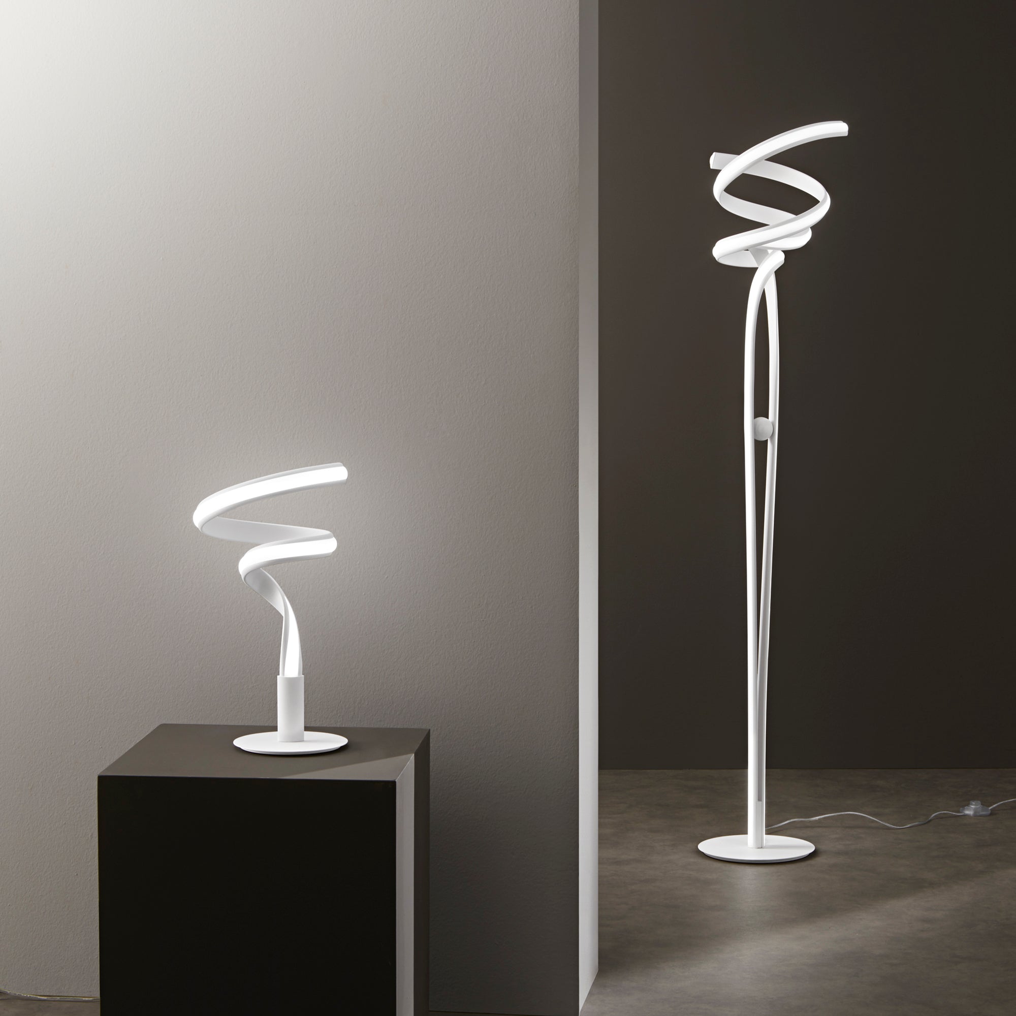 Piantana LED MYSTRAL con interruttore CCT - FT-FeelThe