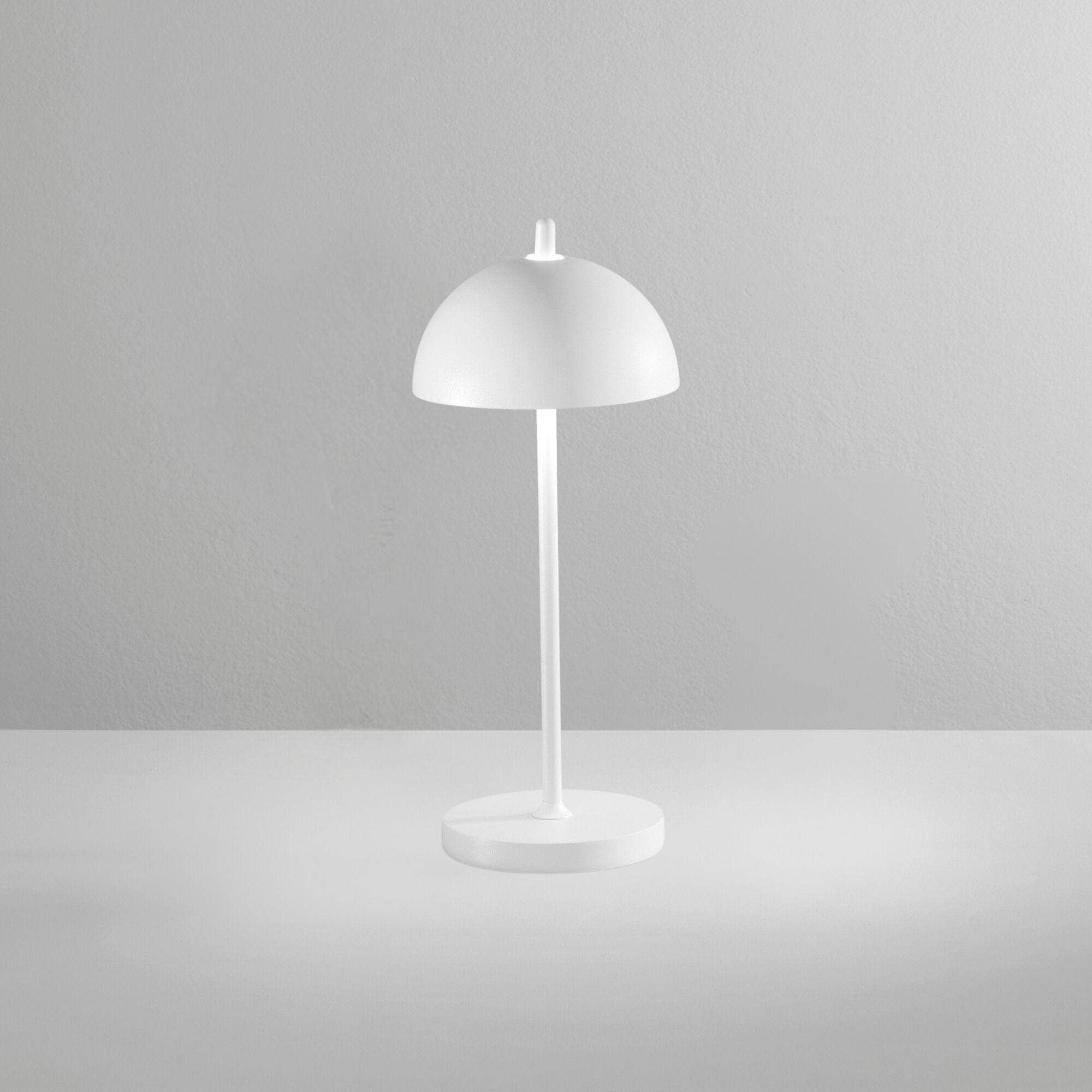 Lumetto LED PARTY ricaricabile da esterno in metallo 2,5W 3000K con dimmer 30 cm. - FT-FeelThe