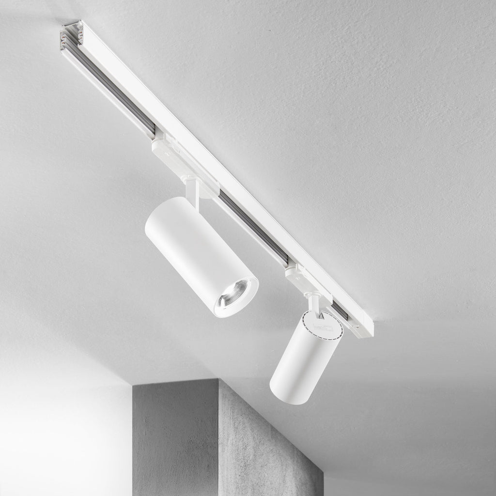 JET ALTO LUMEN aluminium track light with three-phase adapter