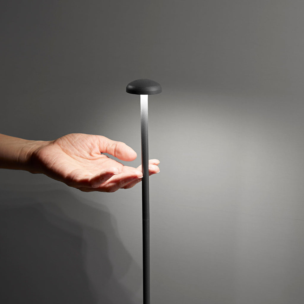 PUCK LED outdoor bollard in aluminum