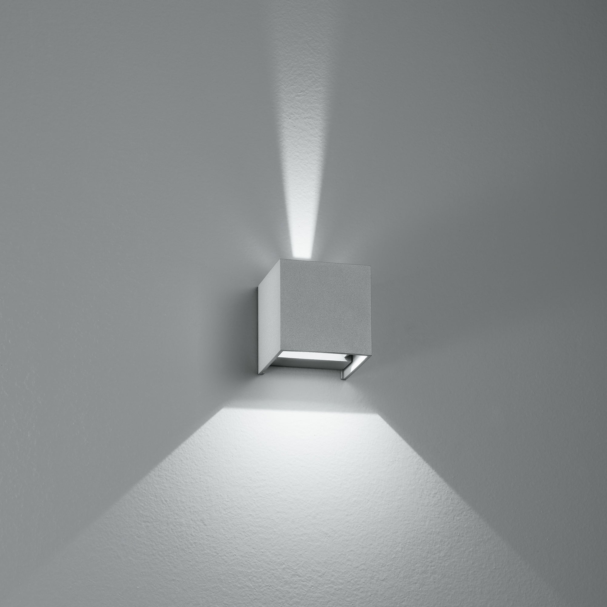 Applique LED da esterno ALFA con interruttore CCT - FT-FeelThe