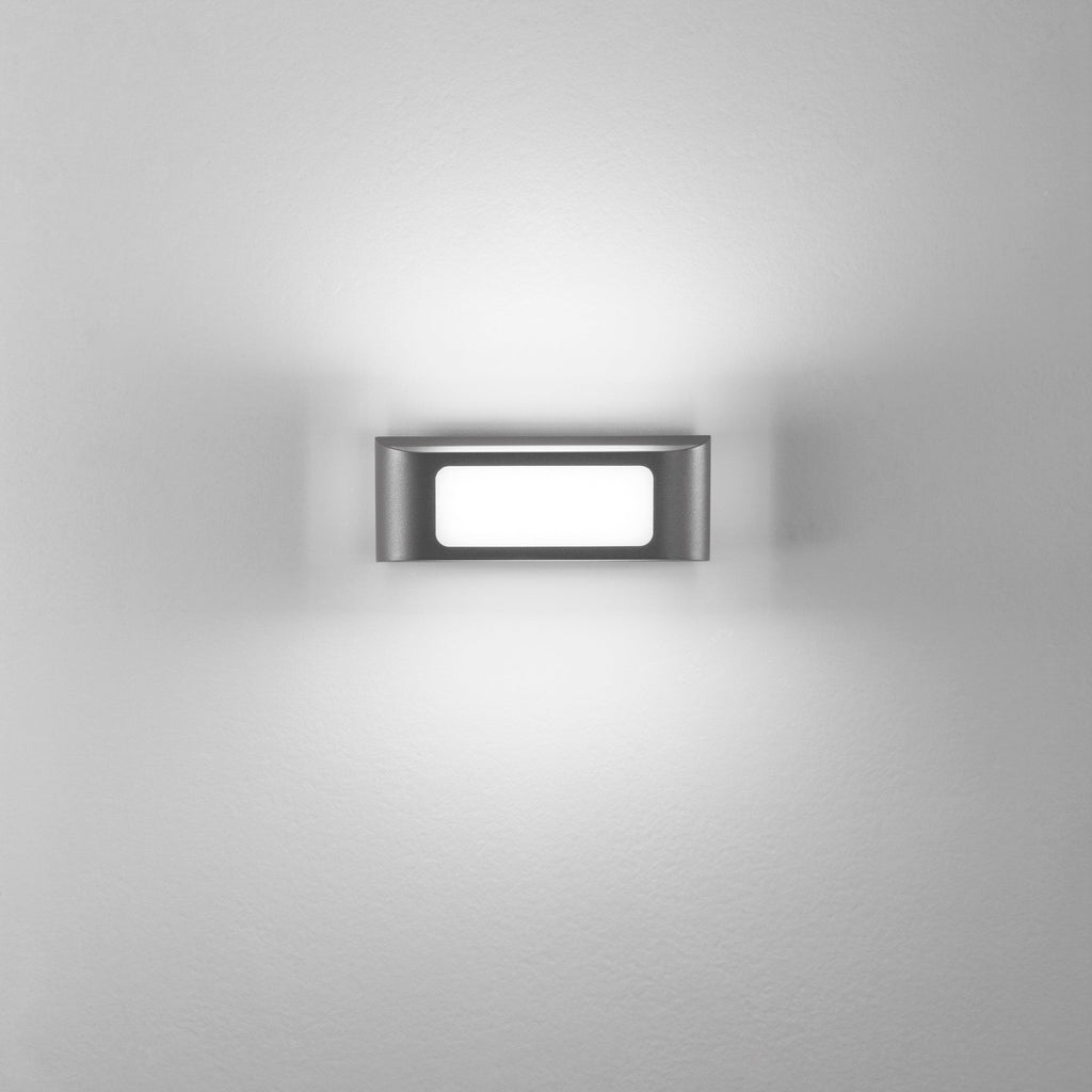 DESERT LED outdoor wall light in CCT aluminum