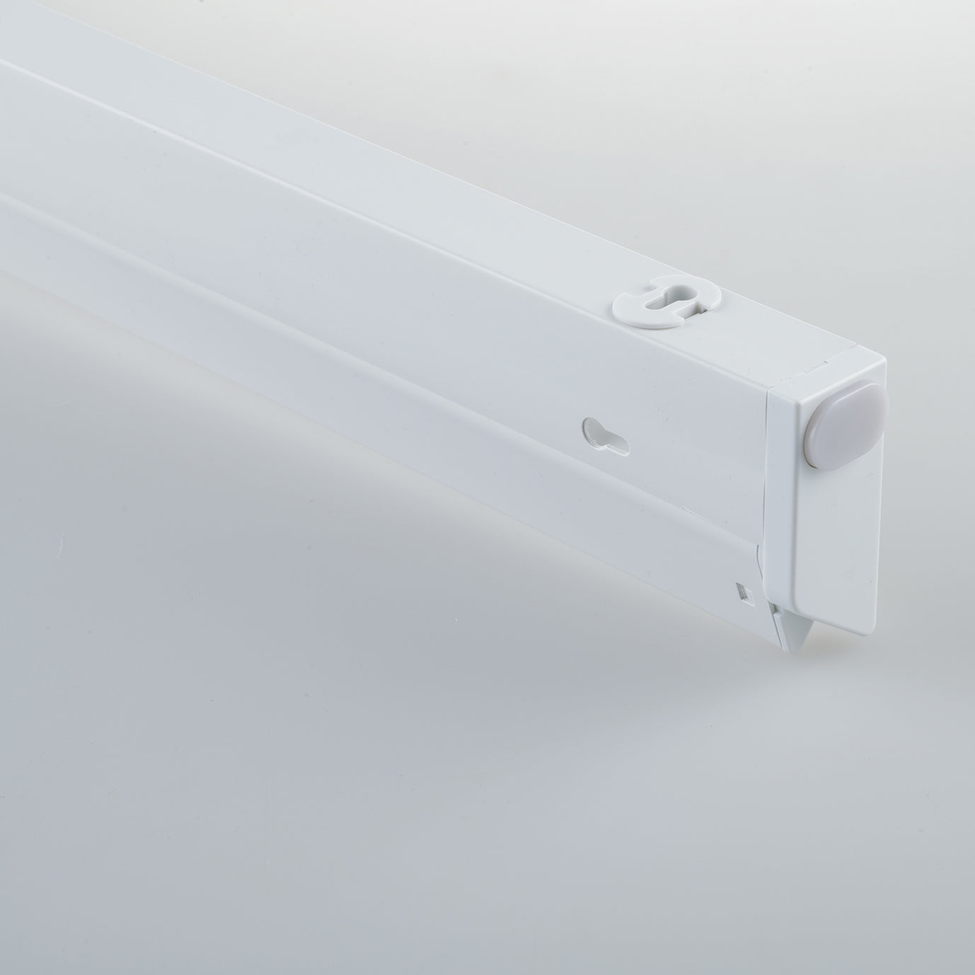 Barra LED sottopensile MOVIE in policarbonato bianco con diffusore orientabile e interruttore - FT-FeelThe