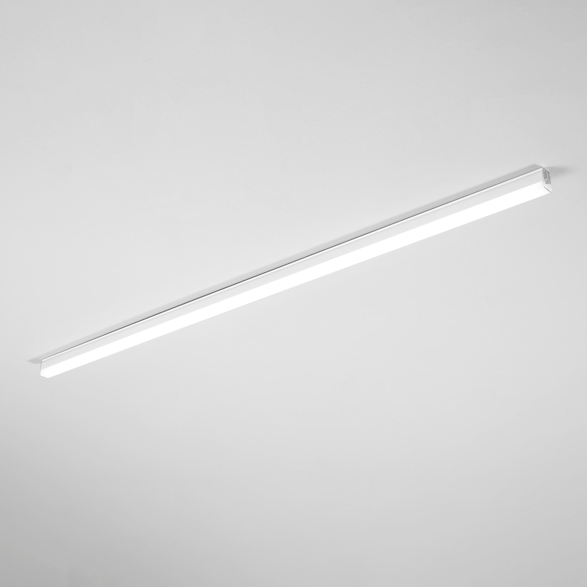 Barre SHAPE in PC con connettori per composizioni personalizzate