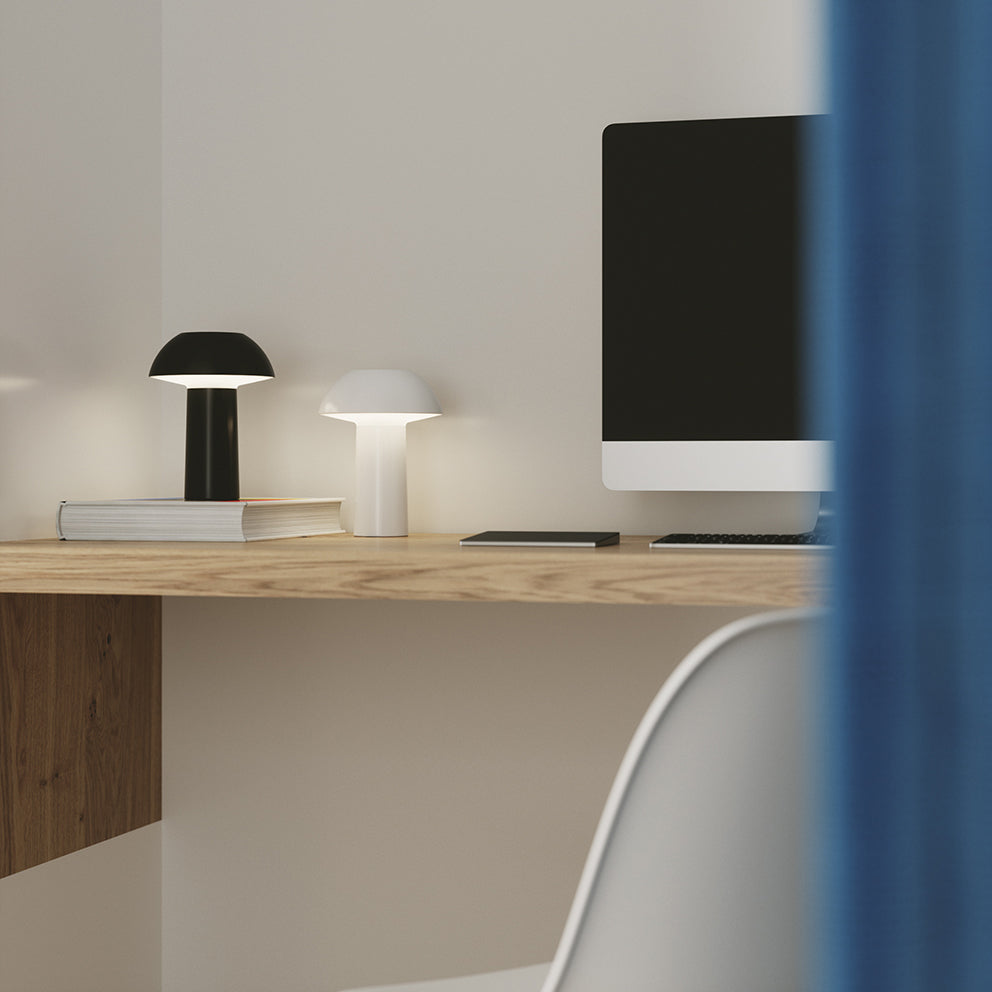 Lampada da tavolo LED MYKES ricaricabile e dimmerabile - FT-FeelThe